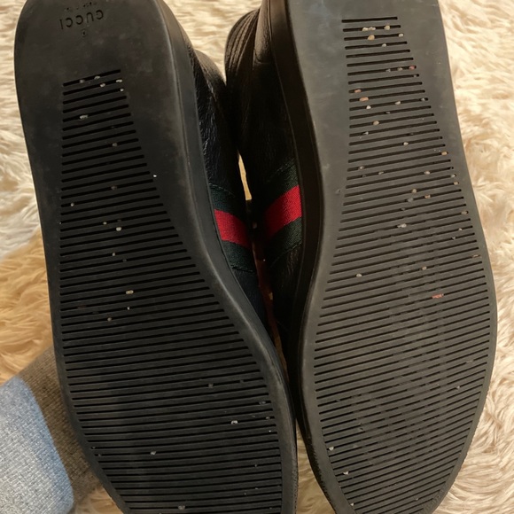 GUCCI Red & Green Logo Stripe Hi-Top Black Sneaker
